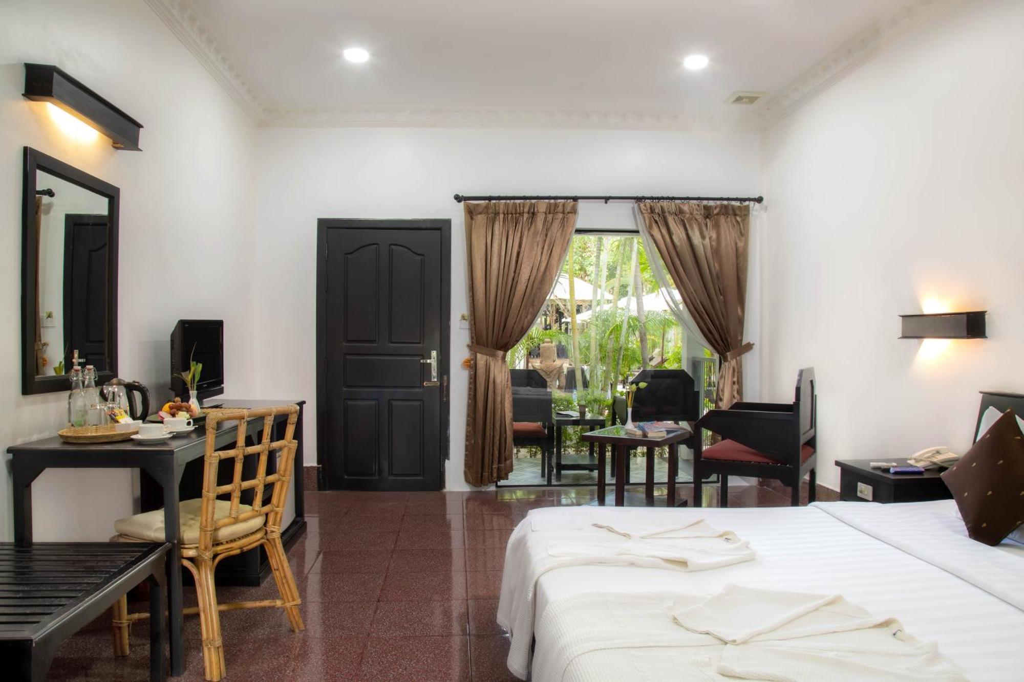 Hotel The Oasis Harbor Siem Reap Exterior foto